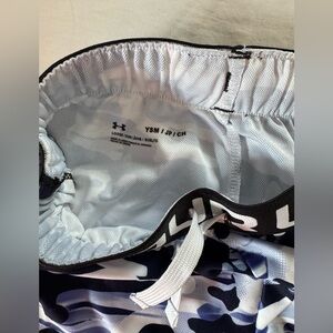 Under Armour Shorts, Youth Small, Gently Used